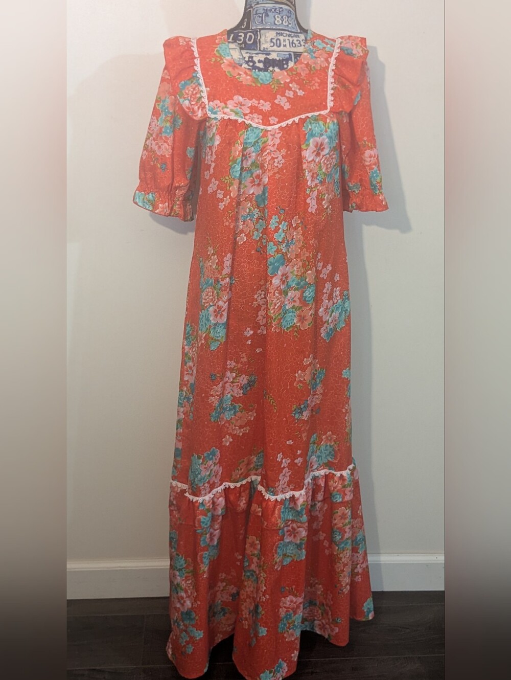 Hawaiian Cottage Style Puff Sleeves Maxi Floral Dress MuuMuu Made in Hawaii